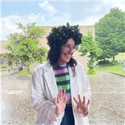 Laureata in Lingue nella società dell’informazione offre lezioni private di lingua inglese, francese e aiuto allo studio